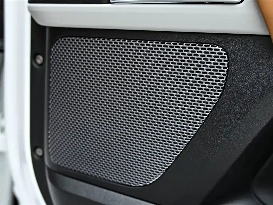 Land Rover Land Rover Defender 2024 110 3.0T P400 Dark Edition 2024 - thumbnail 29