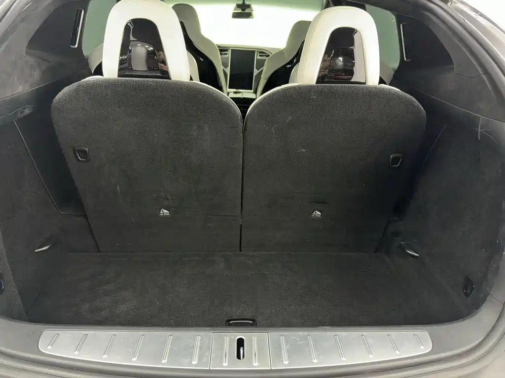 Tesla Model X 2017 Model X 100D Long Range Version 2017 - thumbnail 25