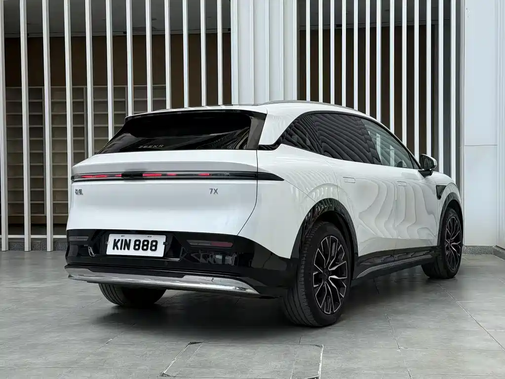 Zeekr Zeekr 7X 2025 75kWh RWD Smart Drive Edition 2024 - thumbnail 2