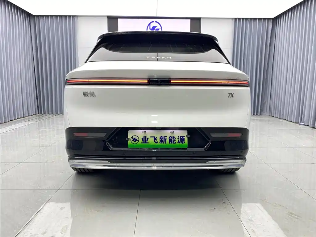 Zeekr ZEEKR 7X 2025 75kWh RWD Smart Drive Edition 2024 - thumbnail 5