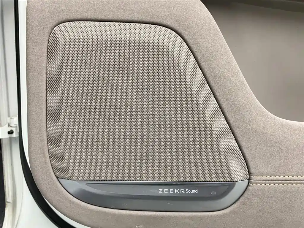 Zeekr ZEEKR 7X 2025 75kWh RWD Smart Drive Edition 2024 - thumbnail 9