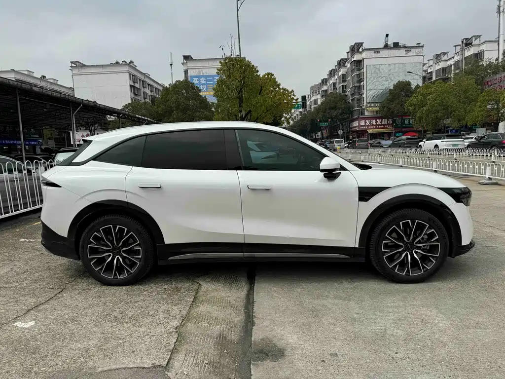Zeekr ZEEKR 7X 2025 75kWh RWD Smart Drive Edition 2025 - thumbnail 4