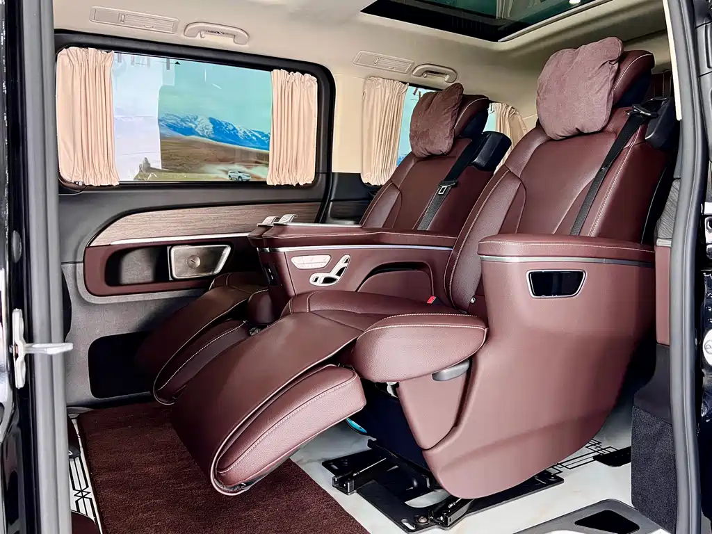 Mercedes-Benz Mercedes-Benz V-Class 2024 V 300 Exclusive Edition 2025 - thumbnail 10