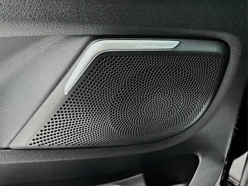 Mercedes-Benz Mercedes-Benz V-Class 2024 V 300 Exclusive Edition 2025 - thumbnail 25
