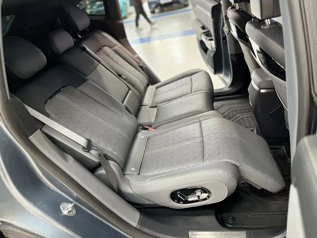 Zeekr Zeekr 7X 2025 100kWh Long Range Rear Drive Intelligent Driving Edition 2026 - thumbnail 12