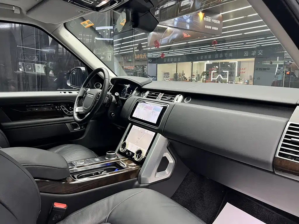 Land Rover Range Rover 2021 3.0 L6 Autobiography 2021 - thumbnail 17