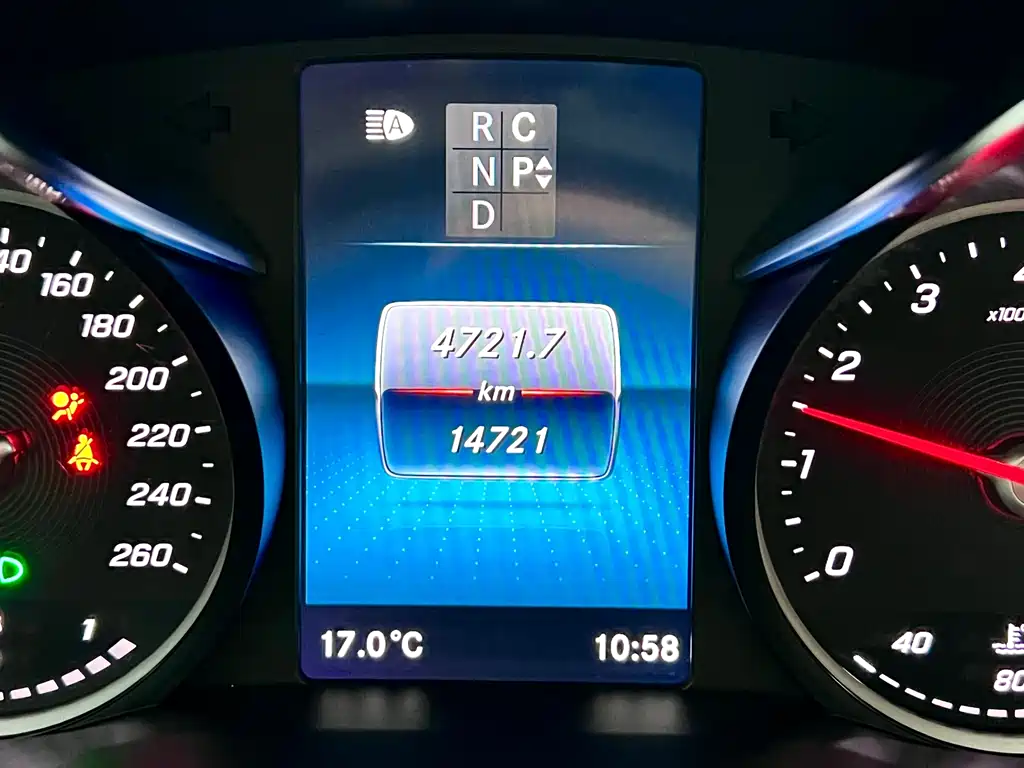Mercedes-Benz Mercedes-Benz V-Class 2022 V 260 L Navigation Edition 2024 - thumbnail 13