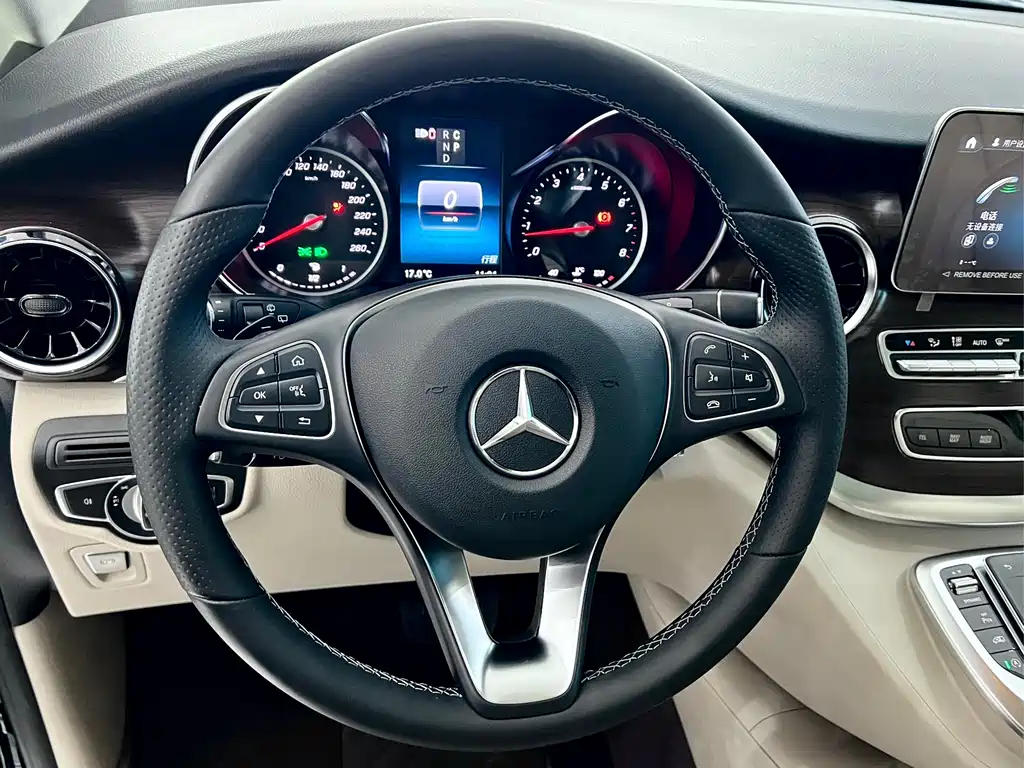 Mercedes-Benz Mercedes-Benz V-Class 2022 V 260 L Navigation Edition 2024 - thumbnail 15
