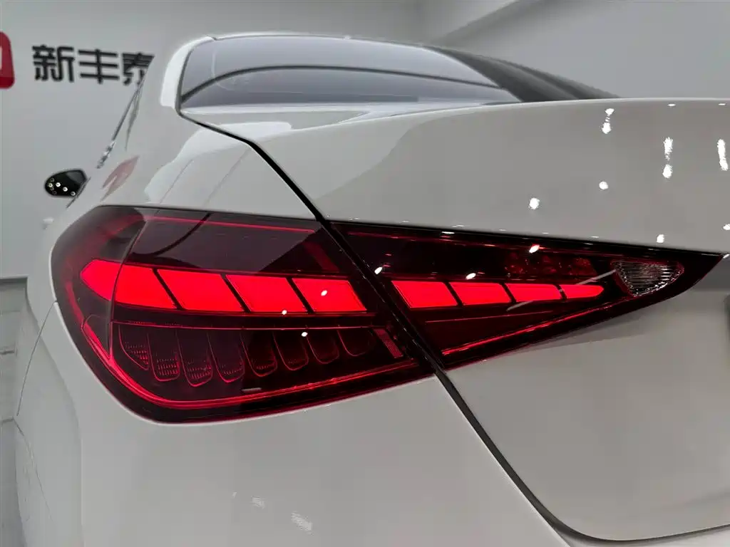 Mercedes-Benz Mercedes-Benz C-Class 2022 C 200 L Sport Edition 2022 - thumbnail 23