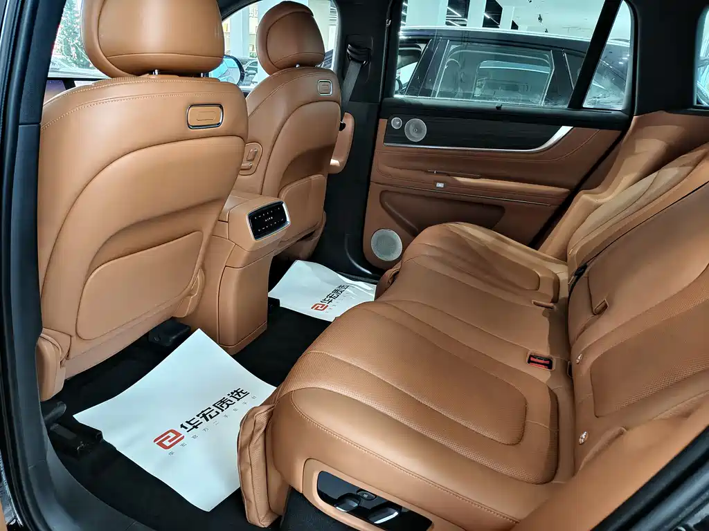 AITO M9 Aito M9 2024 Extended Range Ultra 52kWh 5-seat 2024 - thumbnail 7