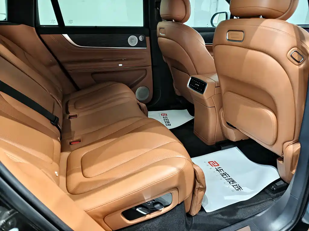 AITO M9 Aito M9 2024 Extended Range Ultra 52kWh 5-seat 2024 - thumbnail 10