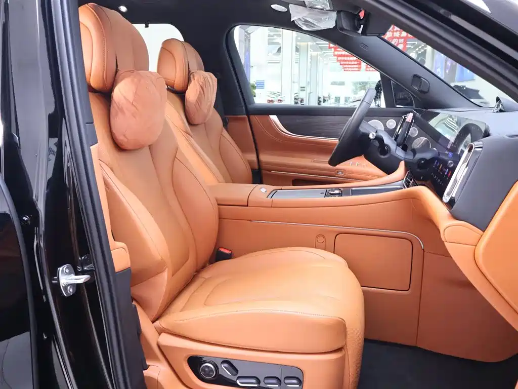 AITO M9 Aito M9 2024 Extended Range Ultra 42kWh 6-seater 2025 - thumbnail 21