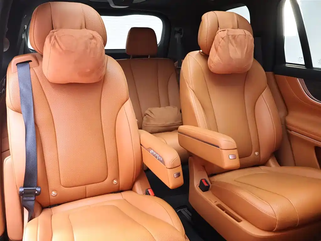AITO M9 Aito M9 2024 Extended Range Ultra 42kWh 6-seater 2025 - thumbnail 23
