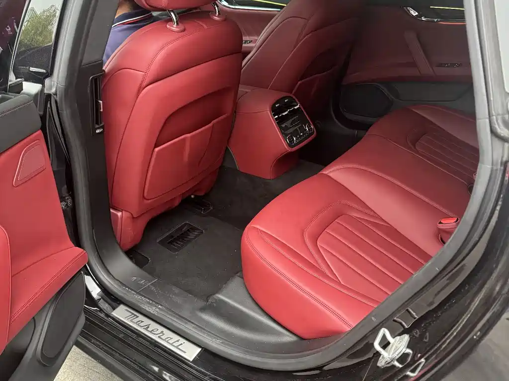 Maserati Chrysler 300C 2013 3.8L Standard Edition 2014 - thumbnail 7