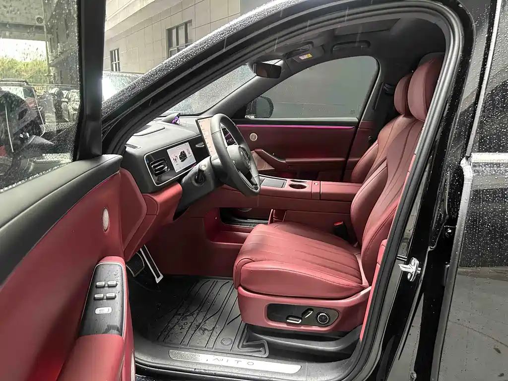 AITO Aito M7 2026 Extended Range Pro+ AWD 5-Seat 2026 - thumbnail 6