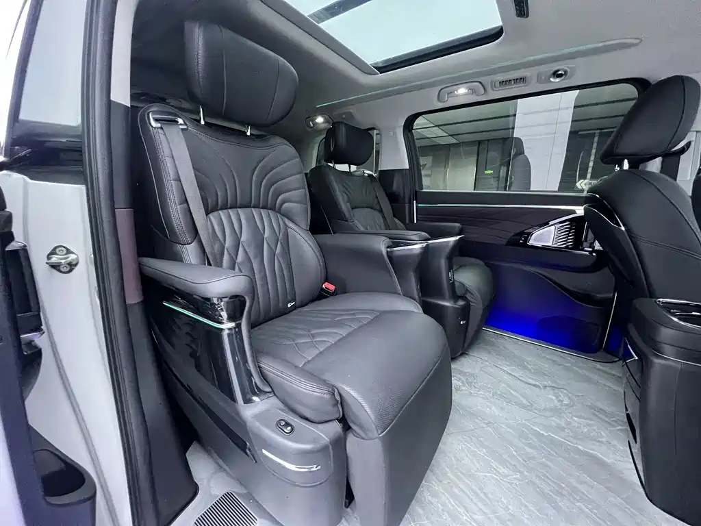 GAC Trumpchi GAC Trumpchi M8 2024 Master Series 400T Supreme Edition 2023 - thumbnail 15