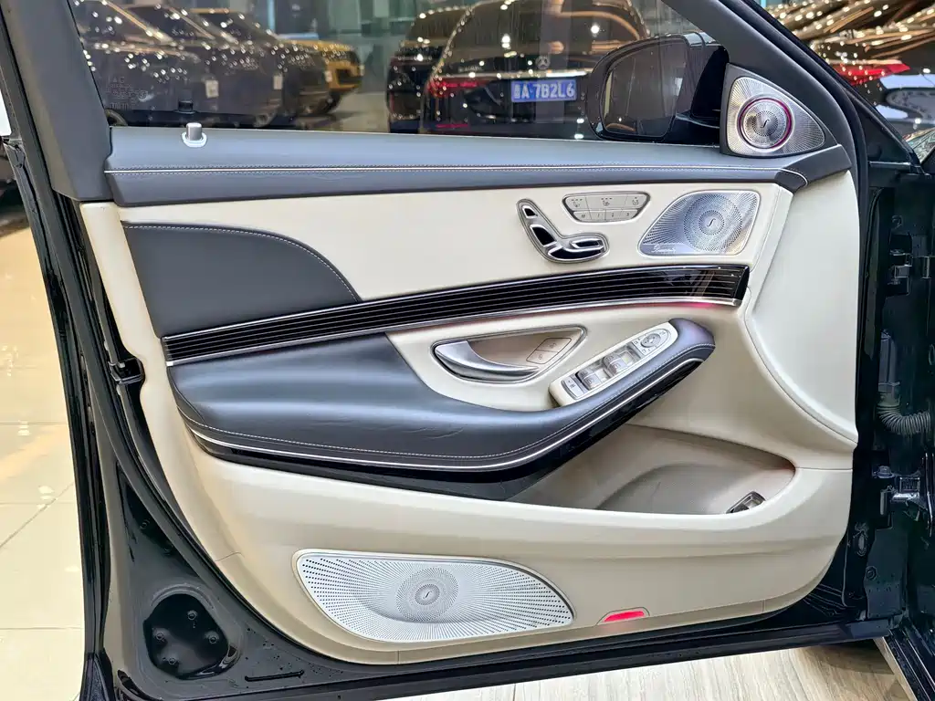 Mercedes-Benz Maybach S-Class 2019 S 680 2019 - thumbnail 6