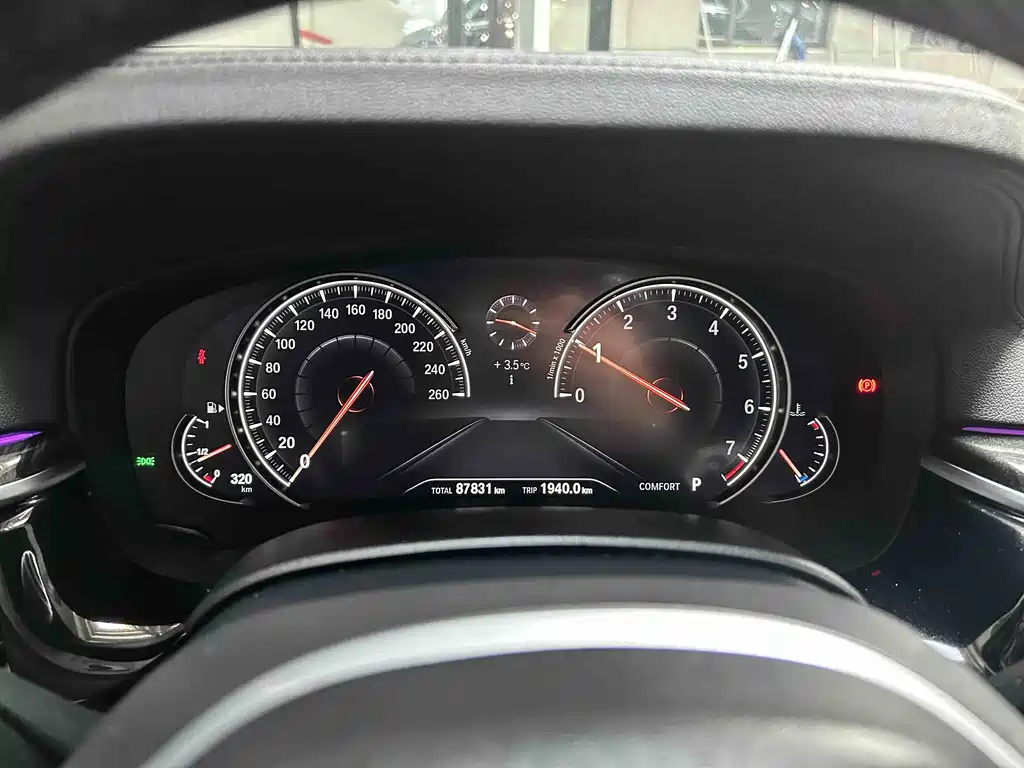 BMW BMW 5 Series 2018 Model Year Facelift 530Li Leading Edition M Sport Package 2019 - thumbnail 6