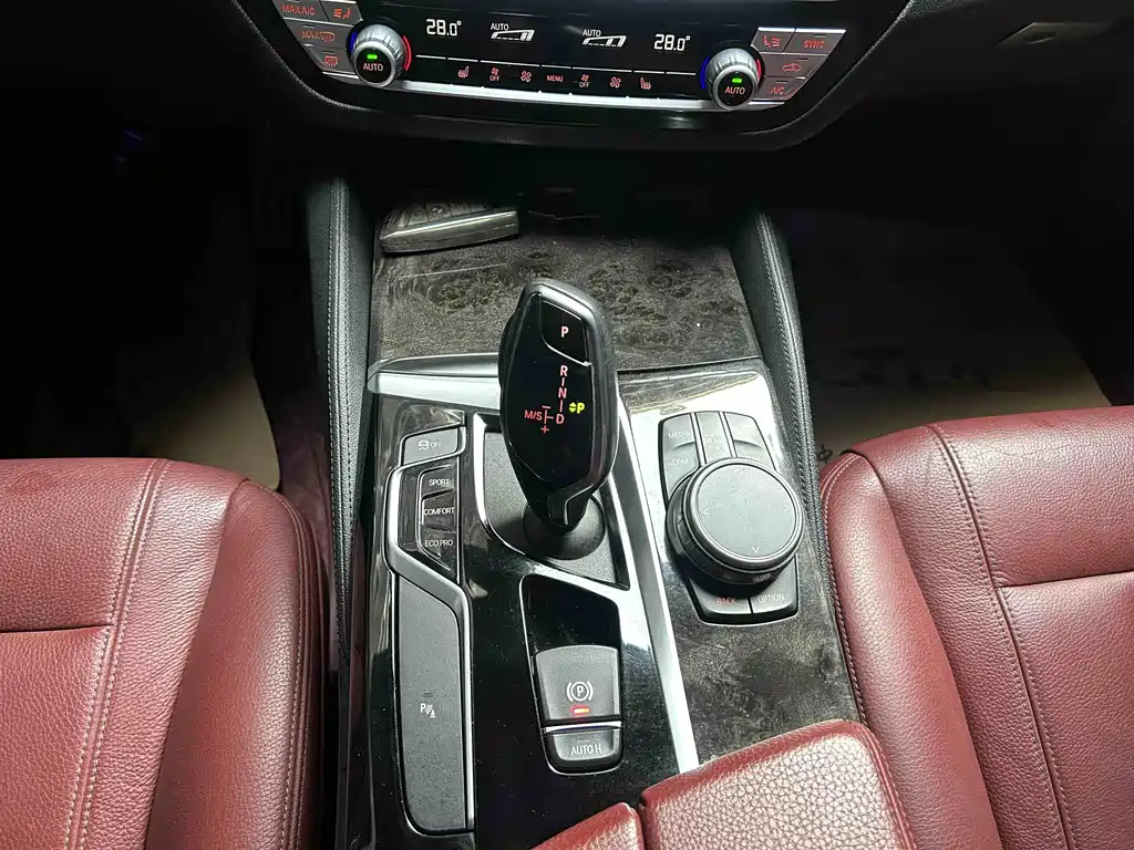 BMW BMW 5 Series 2018 Model Year Facelift 530Li Leading Edition M Sport Package 2019 - thumbnail 11