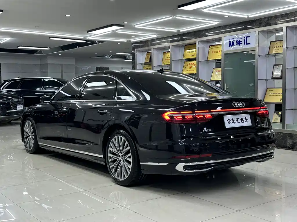 Audi Audi A8 2024 A8L 50 TFSI quattro Premium Selection 2024 - thumbnail 4