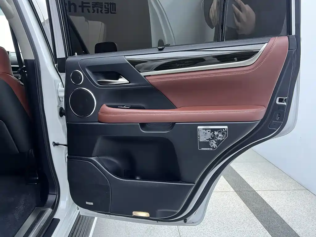 Lexus Lexus LX 570 F Sport 2016 - thumbnail 22