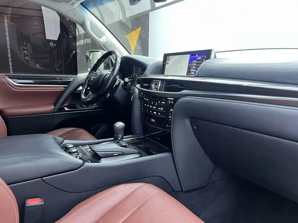 Lexus Lexus LX 570 F Sport 2016 - thumbnail 24