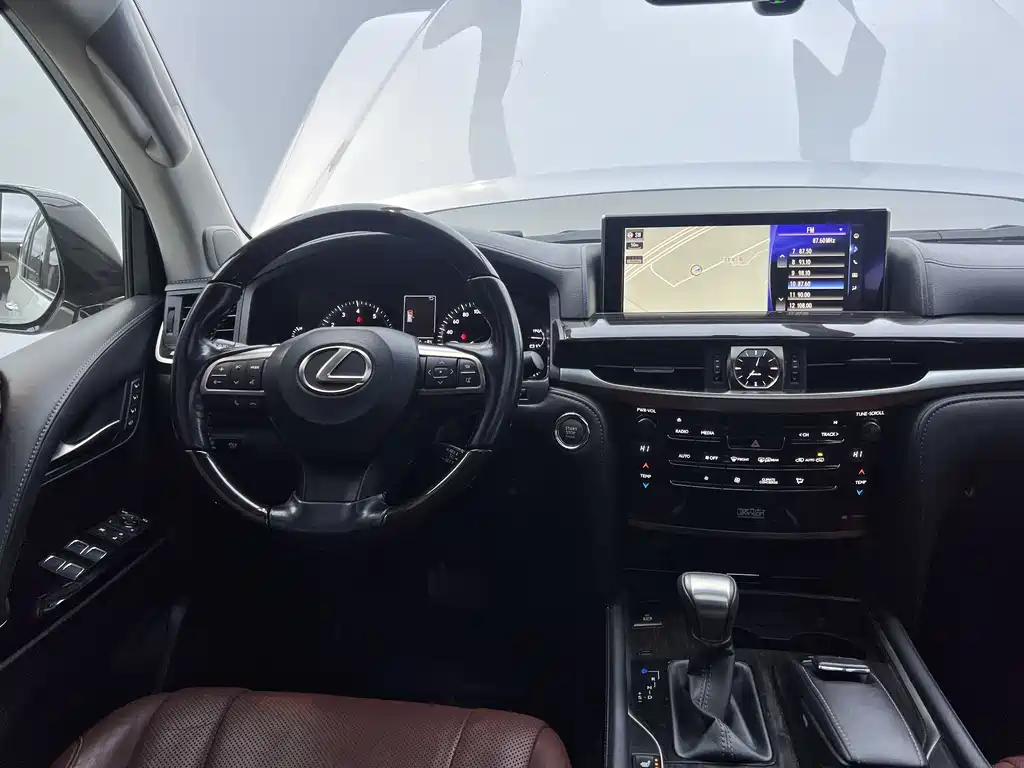 Lexus Lexus LX 570 F Sport 2016 - thumbnail 27