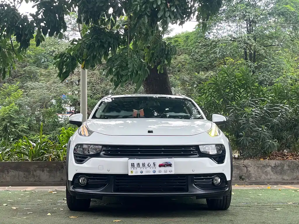 Lynk & Co Lynk & Co 02 2018 1.5T DCT FWD Pure Lite Edition China V 2018 - thumbnail 2