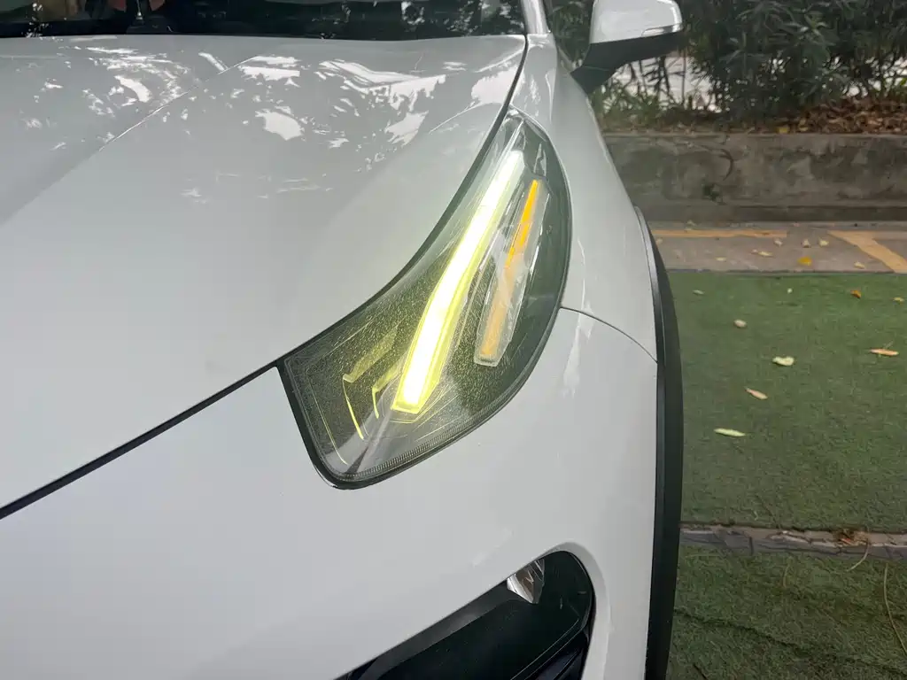 Lynk & Co Lynk & Co 02 2018 1.5T DCT FWD Pure Lite Edition China V 2018 - thumbnail 4