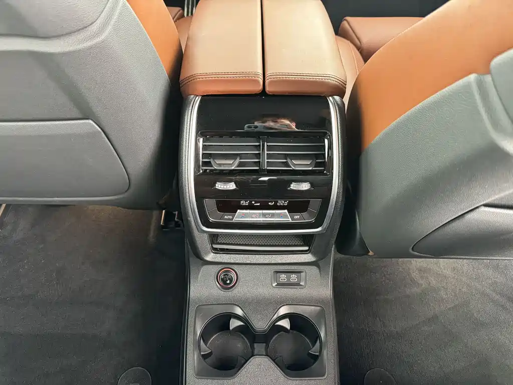 BMW BMW X7 xDrive40i Luxury Package 2020 - thumbnail 18