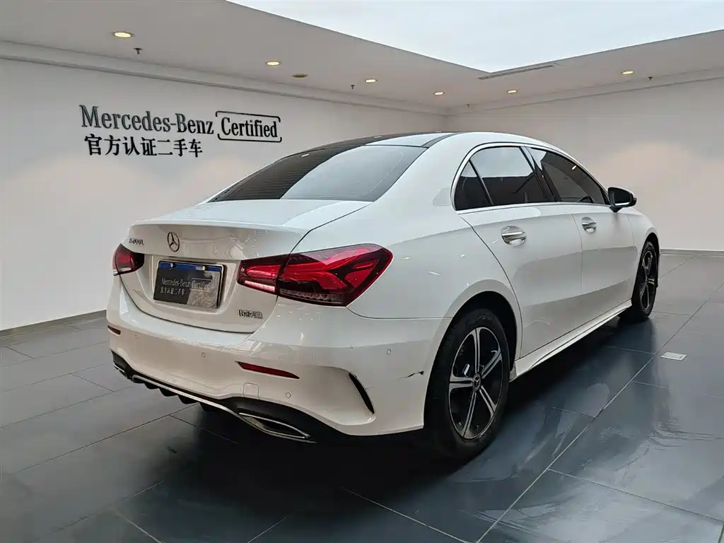 Mercedes-Benz Mercedes-Benz A-Class 2023 A 200 L Fashion Edition 2023 - thumbnail 5