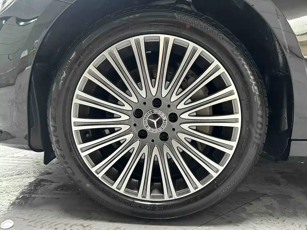 Mercedes-Benz Mercedes-Benz E-Class 2019 E 300 L Sport Fashion Edition 2019 - thumbnail 8