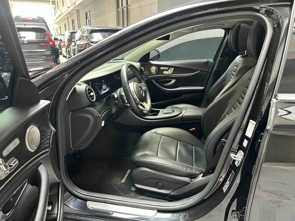 Mercedes-Benz Mercedes-Benz E-Class 2019 E 300 L Sport Fashion Edition 2019 - thumbnail 10