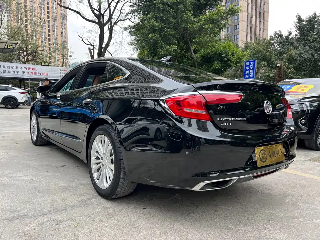 Buick Buick LaCrosse 2018 28T Elite 2019 - thumbnail 20