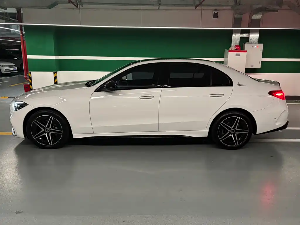 Mercedes-Benz Mercedes-Benz C-Class 2023 Facelift C 260 L Night Sport Edition 2023 - thumbnail 14