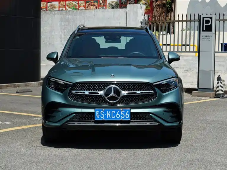 Mercedes-Benz Mercedes-Benz GLC 2024 GLC 300 L 4MATIC Luxury 5-Seat 2024 - thumbnail 2