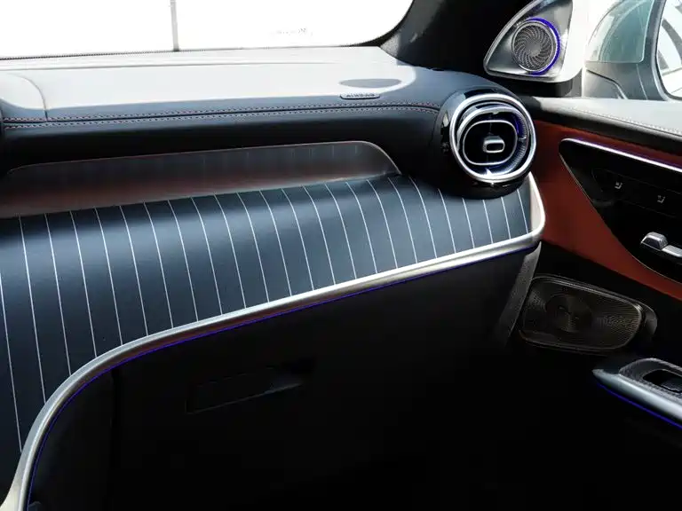 Mercedes-Benz Mercedes-Benz GLC 2024 GLC 300 L 4MATIC Luxury 5-Seat 2024 - thumbnail 8