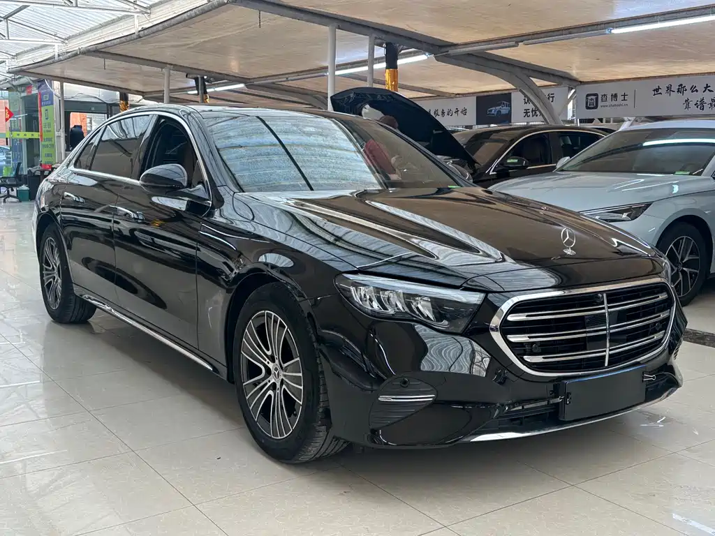 Mercedes-Benz Mercedes-Benz E-Class 2024 Model Year Facelift E 260 L 2024 - thumbnail 3
