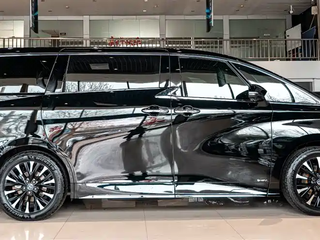 Toyota Alphard 2024 Model Hybrid 2.5L Premium Edition 2024 - thumbnail 4