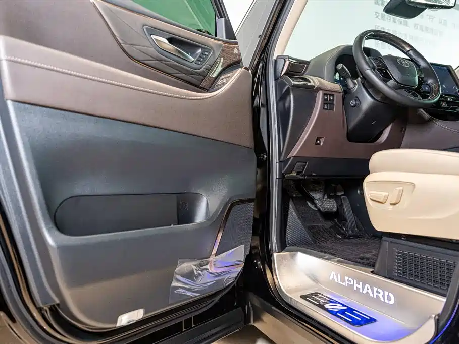 Toyota Alphard 2024 Model Hybrid 2.5L Premium Edition 2024 - thumbnail 8