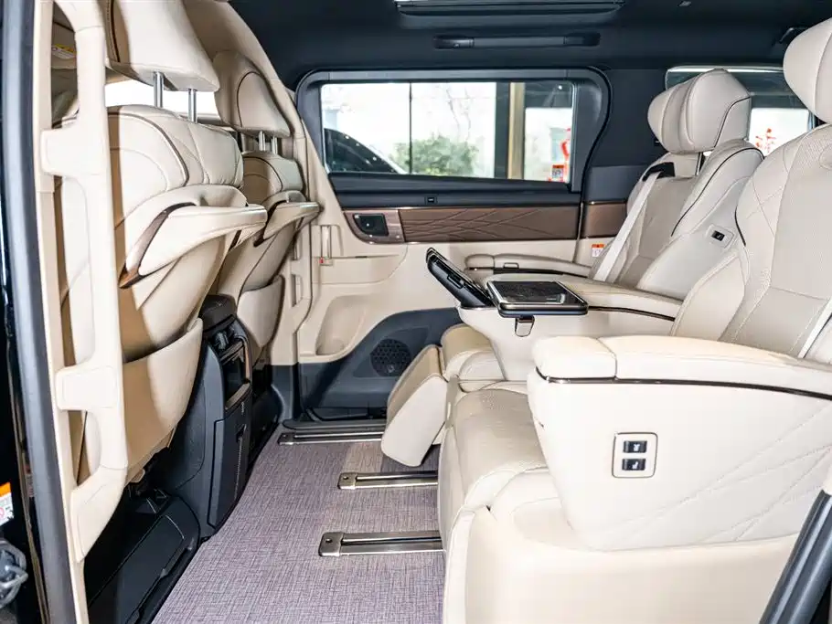 Toyota Alphard 2024 Model Hybrid 2.5L Premium Edition 2024 - thumbnail 14