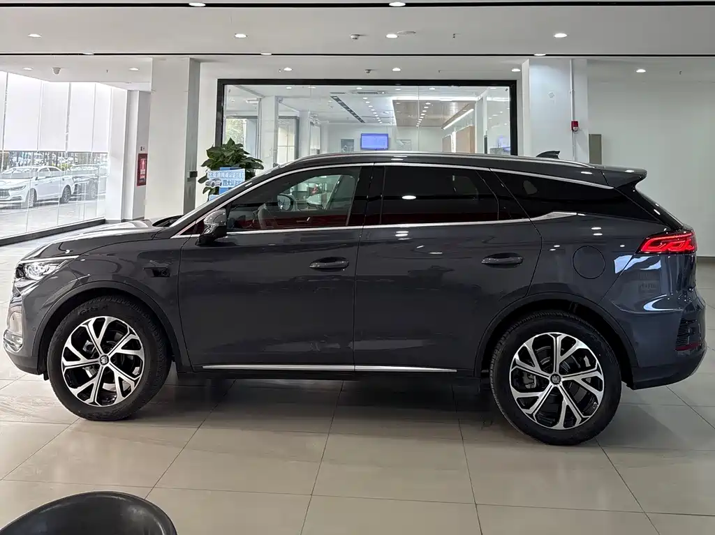BYD BYD Tang NEV 2025 Intelligent Driving Edition DM-i 115KM Flagship Model 2025 - thumbnail 3