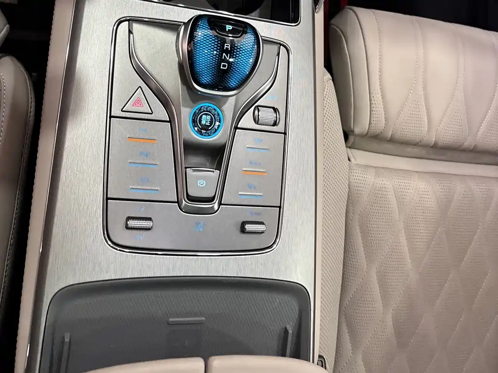 BYD BYD Tang NEV 2025 Intelligent Driving Edition DM-i 115KM Flagship Model 2025 - thumbnail 14