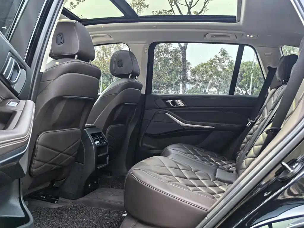 BMW BMW X5 xDrive 30Li M Sport Package 2022 Model Year 2022 - thumbnail 8