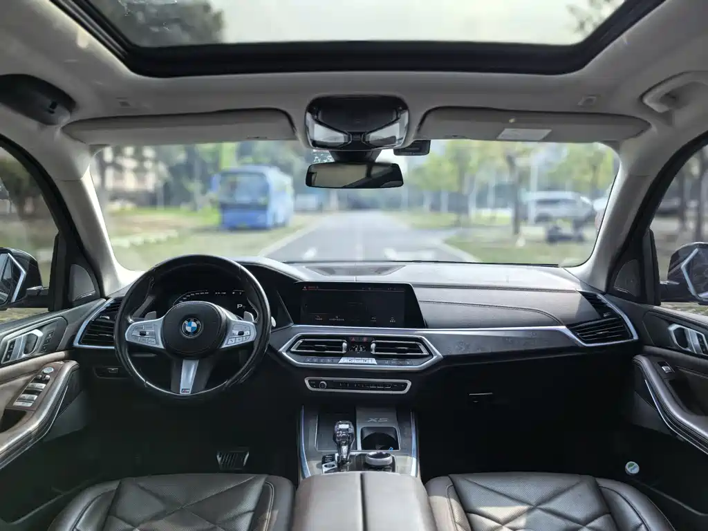 BMW BMW X5 xDrive 30Li M Sport Package 2022 Model Year 2022 - thumbnail 9