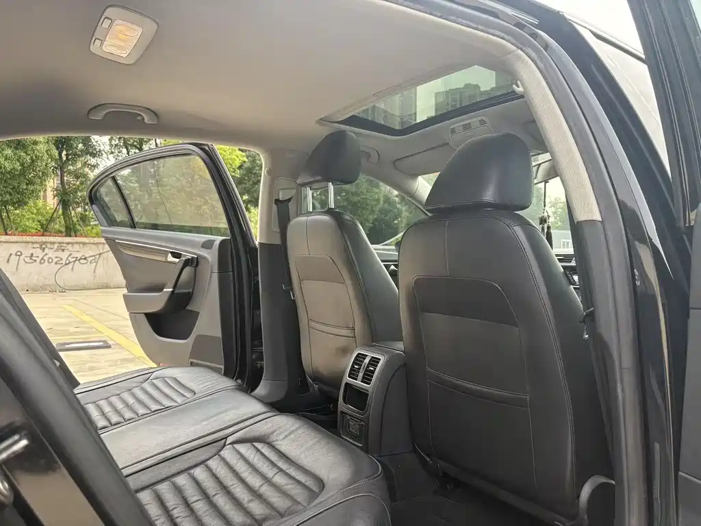Volkswagen Volkswagen Magotan 2013 1.8TSI Luxury Edition 2013 - thumbnail 9