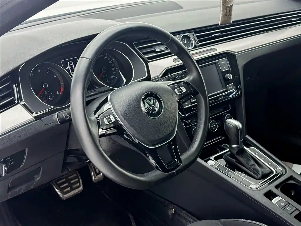 Volkswagen FAW-Volkswagen CC 2019 330TSI Elegant Edition China V 2019 - thumbnail 10