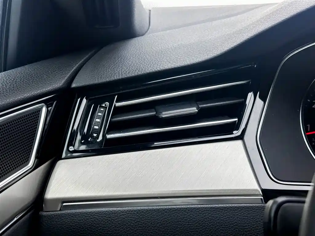 Volkswagen FAW-Volkswagen CC 2019 330TSI Elegant Edition China V 2019 - thumbnail 15