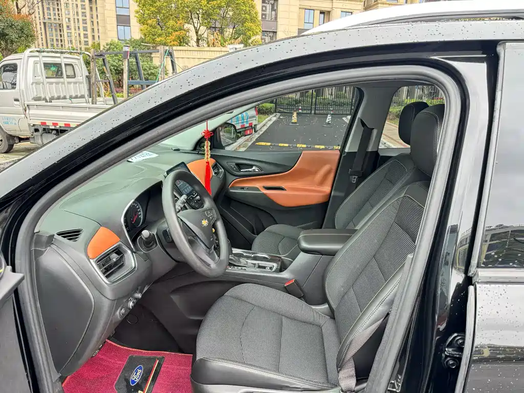 Chevrolet Equinox 2018 535T Automatic AWD Edition 2018 - thumbnail 8