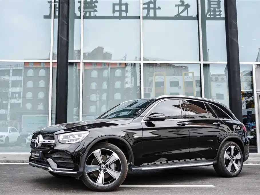 Mercedes-Benz Mercedes-Benz GLC 2022 Facelift GLC 300 L 4MATIC Dynamic Model Premium Edition 2023 - thumbnail 2